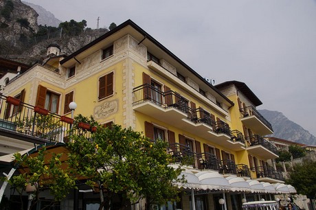 Limone