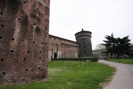 castello-sforzesco