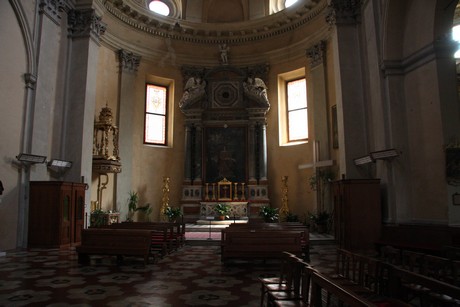 basilika-san-maria-in-porto