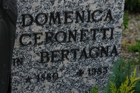 sant-agata-friedhof